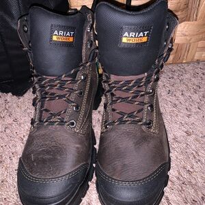 Ariat Men’s Treadfast 6” H20 Steel Toe Dark Brown Size 7 BEAND NEW!!!